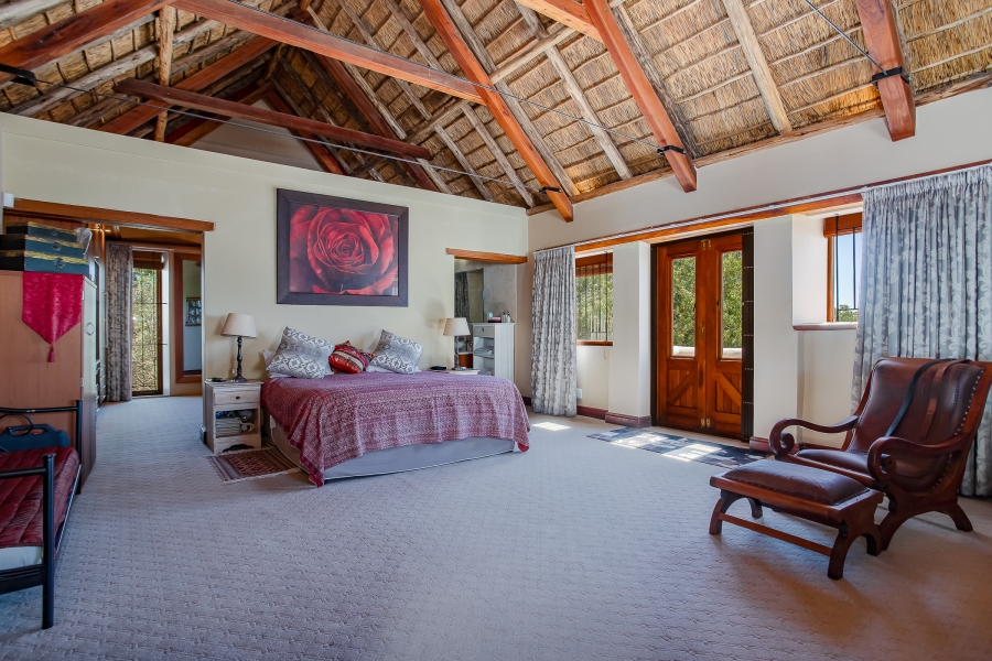 5 Bedroom Property for Sale in Windmeul Western Cape